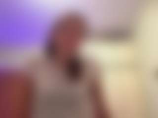 TonyaDellaratta's Live Sex Cam Show