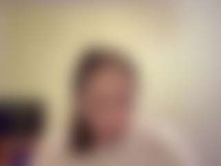 Live cam show with TonyaDellaratta - New Brown Eyes on Fling VIP Chat