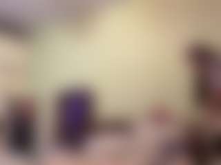 Live cam show with TonyaDellaratta - Small Tits on Dolls Live