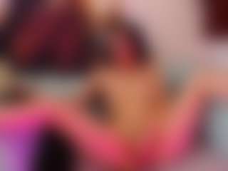 Live cam show with Zafira-Cass - Blowjob on SinfulBabes