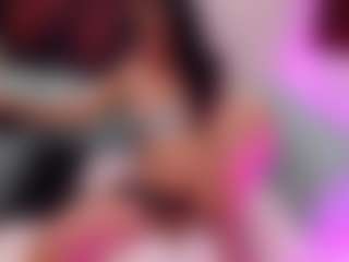 Live cam show with Zafira-Cass - Teen (18+) on TottyGirls