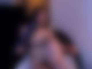 Live cam show with Zafira-Cass - Body Massage on 1on1-livenow