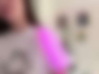 AdelinaPisarski's Live Sex Cam Show