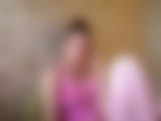 Live cam show with Niky - Granny on TeamSkeetLive