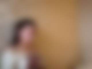 Live cam show with Niky - Mature on live18s.com