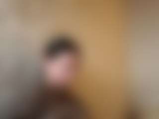 Live cam show with Niky - Hairy Pussy on Camversity