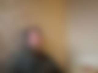 Live cam show with Niky - Mature on hotwifechat.live