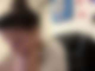 Live cam show with Niky - Mature Young Adult on crypto-cams
