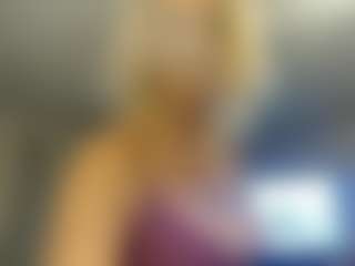 Live cam show with c04575617 - New Big Tits on AdultVida.com