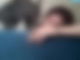 Live cam show with Eliza - New Big Ass on chickslive.net