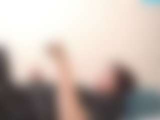 Live cam show with Eliza - Smoking on Mixed Magazine Live