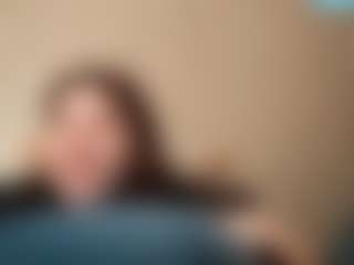 Live cam show with Eliza - Cute on Mixed Magazine Live