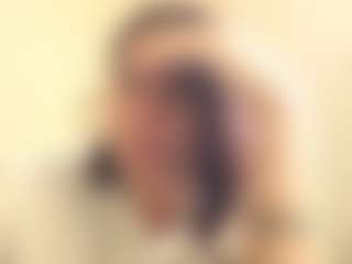Live cam show with Eliza - New Petite on Dolls Live