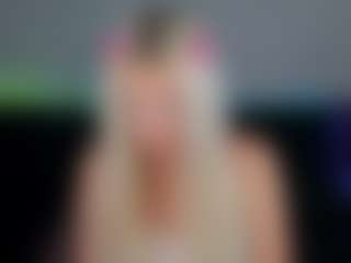 Live cam show with Catherine-Everly1 - Innocent on makecum.org