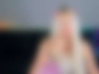 Live cam show with Catherine-Everly1 - Moaning on CamClone