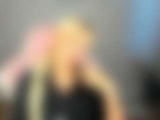 Catherine-Everly1's Live Sex Cam Show
