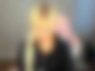Live cam show with Catherine-Everly1 - Big Tits on CamSextacy