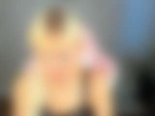 Catherine-Everly1's Live Sex Cam Show