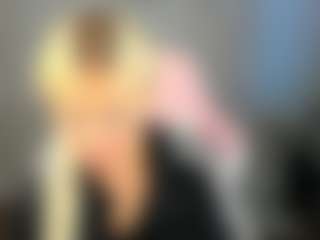 Live cam show with Catherine-Everly1 - Sex on TeamSkeetLive