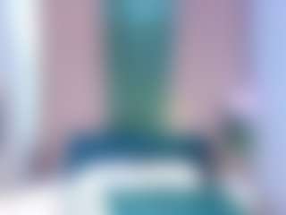 Live cam show with Catherine-Everly1 - Innocent on StripNow