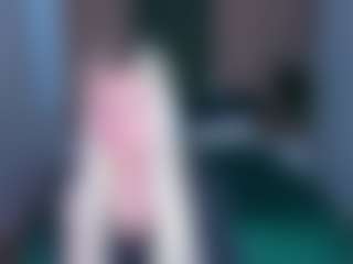 Live cam show with Catherine-Everly1 - Show on Hubzter Live