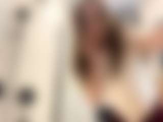 Live cam show with Candi - Dirty Talk on CamClone