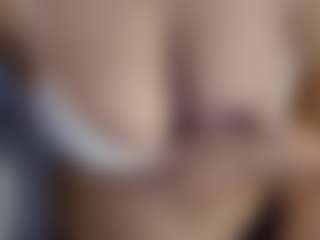 ElssaDaisy's Live Sex Cam Show
