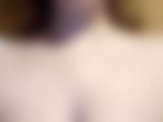 ElssaDaisy's Live Sex Cam Show