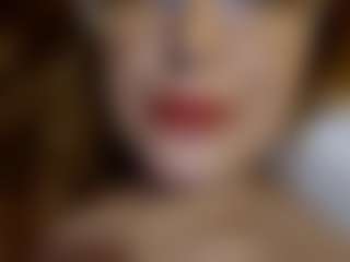 ElssaDaisy's Live Sex Cam Show