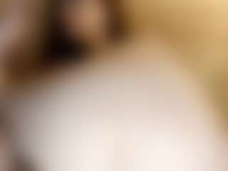 ElssaDaisy's Live Sex Cam Show
