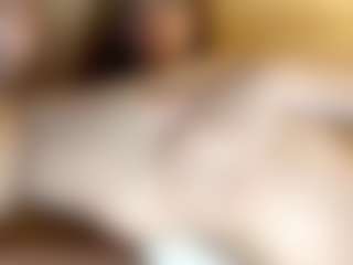 ElssaDaisy's Live Sex Cam Show