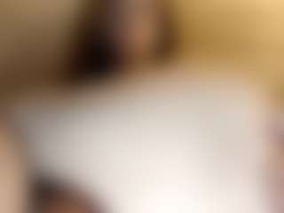 ElssaDaisy's Live Sex Cam Show