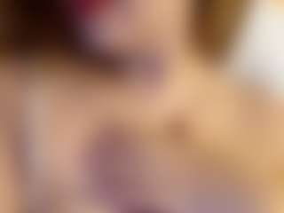 ElssaDaisy's Live Sex Cam Show