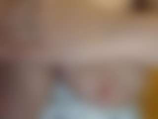 ElssaDaisy's Live Sex Cam Show
