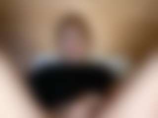 ElssaDaisy's Live Sex Cam Show