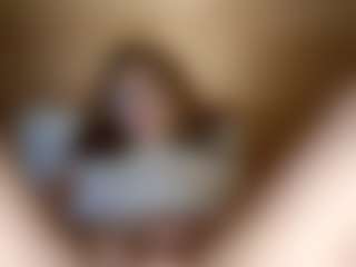 ElssaDaisy's Live Sex Cam Show