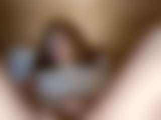 ElssaDaisy's Live Sex Cam Show