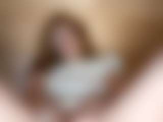 Live cam show with ElssaDaisy - New BBW on SpankPalCams