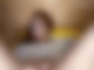ElssaDaisy's Live Sex Cam Show