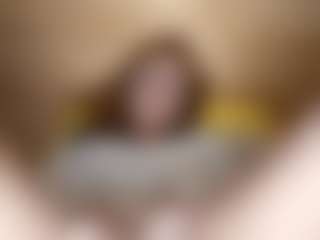 ElssaDaisy's Live Sex Cam Show