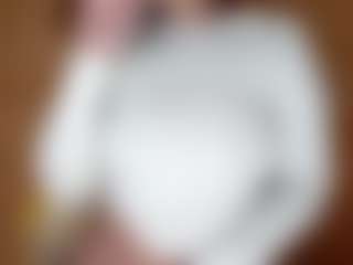 ElssaDaisy's Live Sex Cam Show