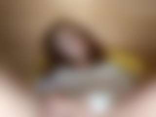 ElssaDaisy's Live Sex Cam Show