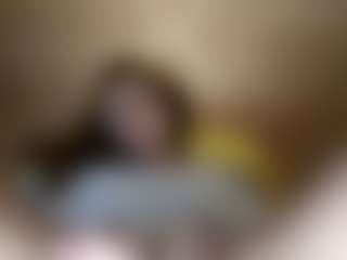ElssaDaisy's Live Sex Cam Show