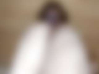 ElssaDaisy's Live Sex Cam Show