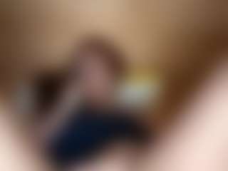 ElssaDaisy's Live Sex Cam Show