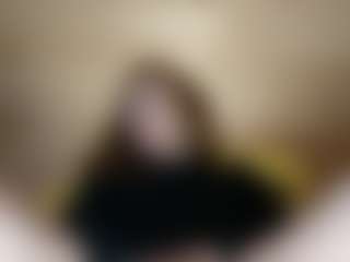 ElssaDaisy's Live Sex Cam Show