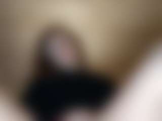 ElssaDaisy's Live Sex Cam Show