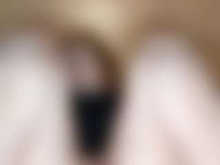 ElssaDaisy's Live Sex Cam Show