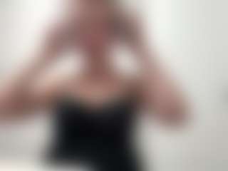Live cam show with Alysa - Blonde Hair Teen (18+) on Pornisteam.com