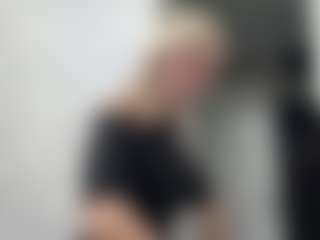 Live cam show with Alysa - Striptease on Dolls Live